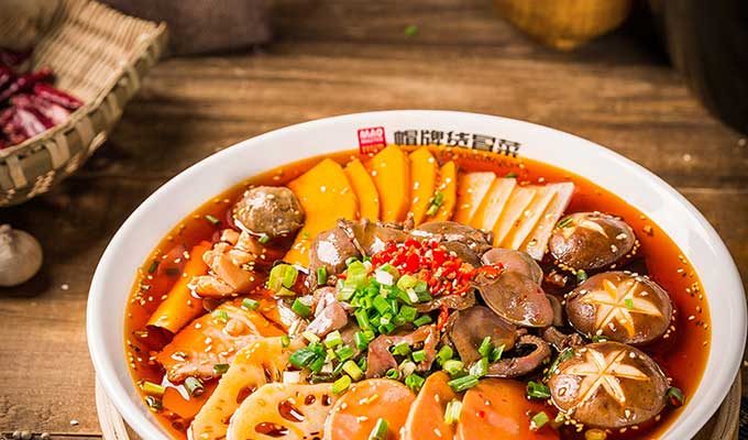 1559199589566307.jpg 餐飲創(chuàng)業(yè)加盟就選帽牌貨冒菜