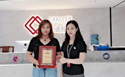 內(nèi)蒙古的喬女士簽約加盟帽牌貨冒菜