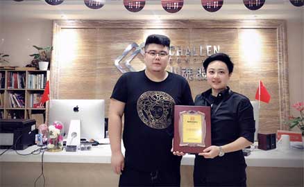 山西的韓先生簽約川魂冒菜加盟店