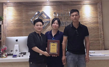 浙江紹興的潘女士成功與帽牌貨冒菜簽約