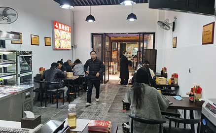 開家冒菜加盟店四大方面要注意