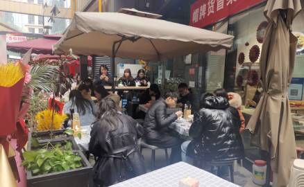 如何提高四川冒菜加盟門店的人氣？