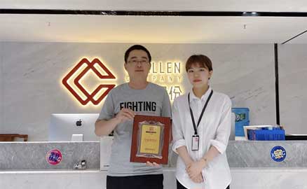 河南的李先生是開奶茶店的