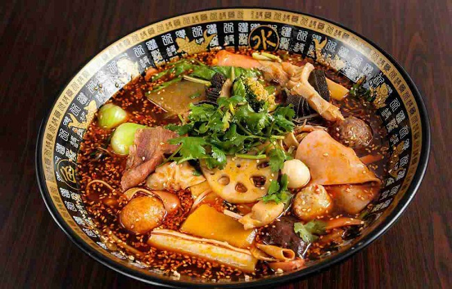 開冒菜店賺錢嗎，開一家冒菜店需要注意什么？