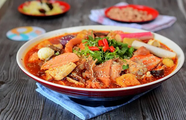 上海冒菜加盟，快樂創(chuàng)業(yè)，爆紅市場(chǎng)