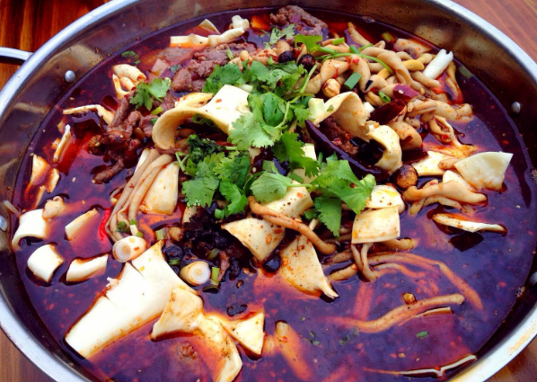 帽牌貨冒菜加盟有哪些優(yōu)勢及流程？一起看看吧