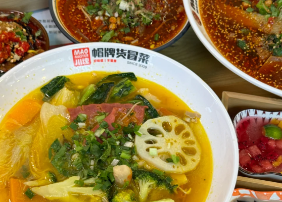 開一家麻辣燙店大概需要多少錢，帽哥告訴你