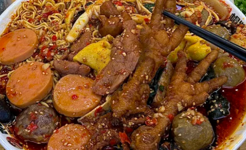 賣冒菜的利潤有多大，帽哥告訴你