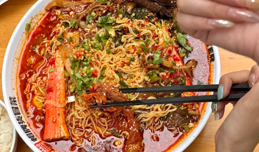 開冒菜加盟店只做純外賣行得通嗎？帽牌貨這樣做挺省心